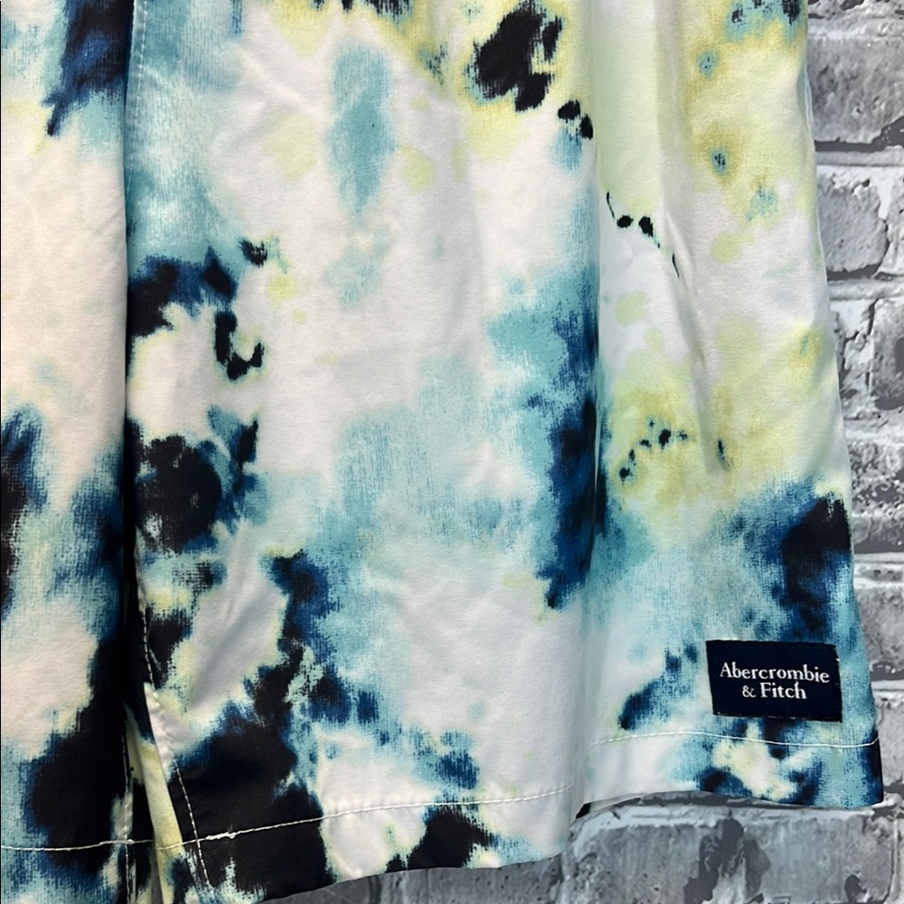 Abercrombie & Fitch Tie-Dye Swim trunks